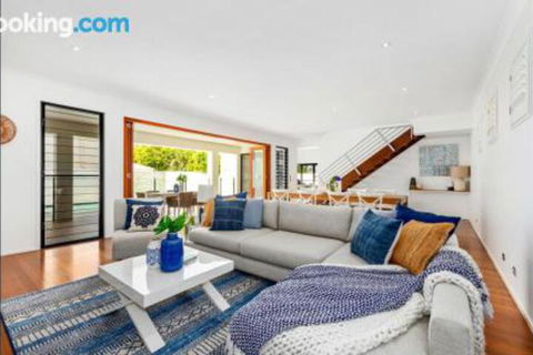 Narrabeen Beach House - Lismore Accommodation 5