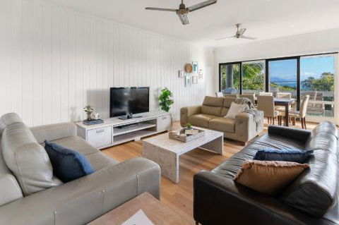 Byron Bay Treehouse On Lighthouse Road - Lismore Accommodation 6