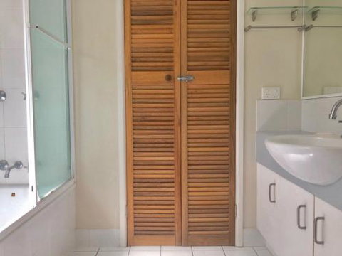 Unit 3 Kings Cove Kings Beach - Lismore Accommodation 1