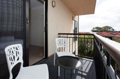 Bella Vista Townhouse With Views - Lismore Accommodation 4