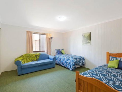 Williams Wonder Large Beach House - Lismore Accommodation 2