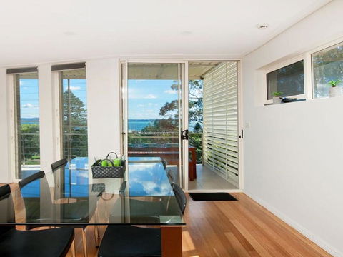 Blue Bird At Nelson Bay - Lismore Accommodation 5