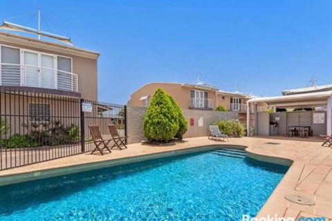 SerendibatSandcastles Fingal Bay - Lismore Accommodation 4