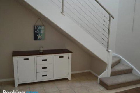 SerendibatSandcastles Fingal Bay - Lismore Accommodation 3