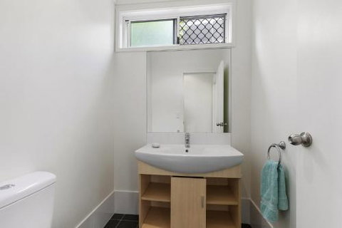 Amalfi - Lismore Accommodation 3