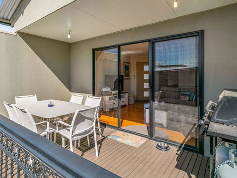 Beachside Memories - Lismore Accommodation 2