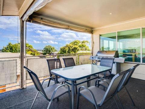 Cuttriss By The Beach - Lismore Accommodation 6