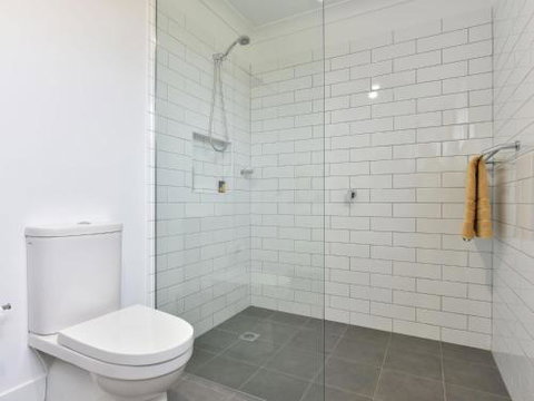 Kinloch Cottage Renovated To New On Daisy Hill Vineyard - Lismore Accommodation 2