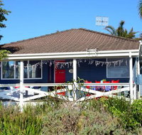 32 WERRI BLUE Werri Beach Gerringong 4pm Check Out Sundays