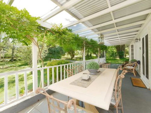 Redwood Cottage Burradoo Getaway Southern Highlands 4pm Check Out Sunday - Lismore Accommodation 1