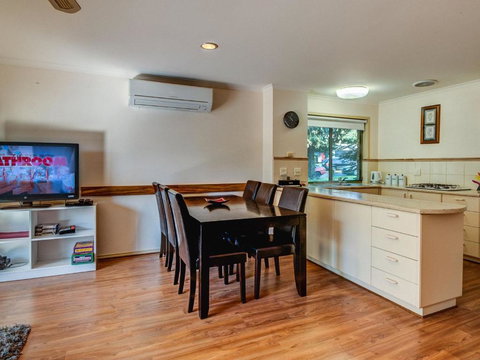 Findlay On The Bay - Lismore Accommodation 1