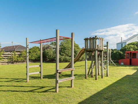 Licence To Chill - Lismore Accommodation 3