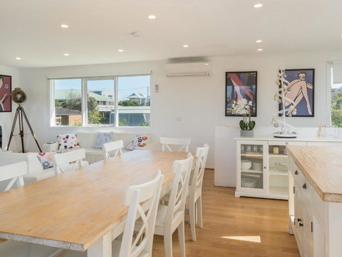 Licence To Chill - Lismore Accommodation 4