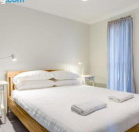 BLUE WATERS Gerringong 4pm check out Sundays