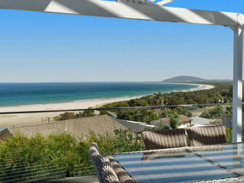 NANNY & POPPYS BEACH HOUSE Gerroa 4pm Check Out Sundays - Lismore Accommodation 3