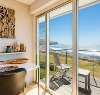 PENZANCE Gerroa Beachfront to Shelley Beach  4pm check out Sundays - Lismore Accommodation