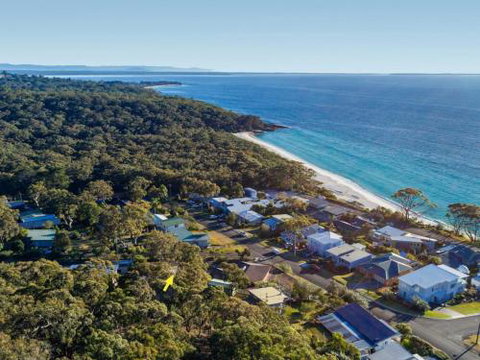 Sea Point At Hyams Beach 4pm Check Out Sundays - Lismore Accommodation 6