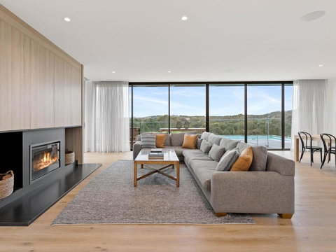 Fairway Views - Lismore Accommodation 4