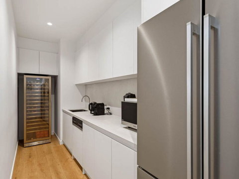 Fairway Views - Lismore Accommodation 3