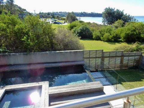 Beachfront Location 28 Mitchell Pde - Lismore Accommodation 3