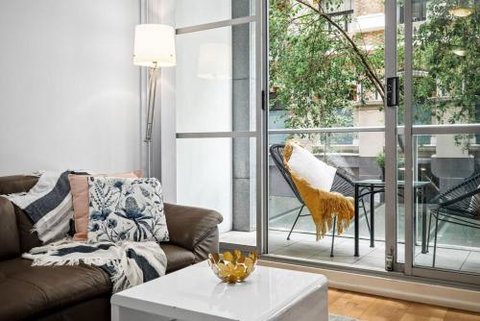 A Bright & Stylish Studio Next To Darling Harbour - Lismore Accommodation 6