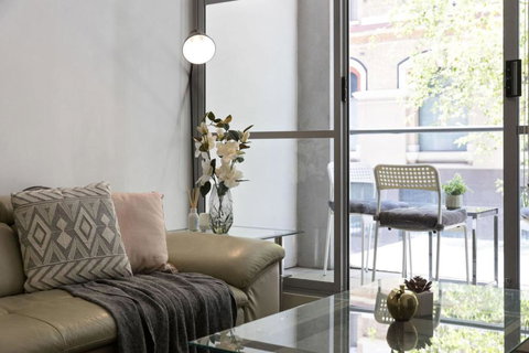 A Cozy & Modern Studio Next To Darling Harbour - Lismore Accommodation 3