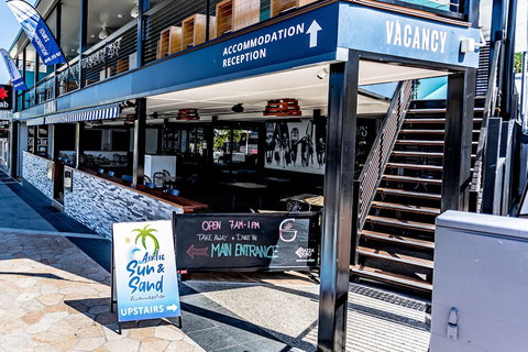 Airlie Sun & Sand Accommodation Studio 1 - Lismore Accommodation 2