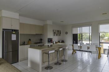 Stylish 3 Bedroom Condo - Lismore Accommodation 3