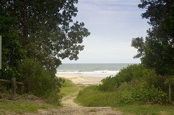North Coast Holiday Parks Hungry Head Cabins - Lismore Accommodation 4