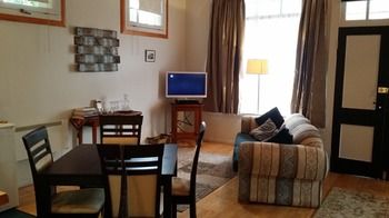 Strahan Holidays - Lismore Accommodation 1
