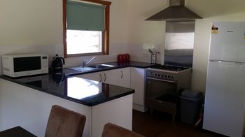 Strahan Holidays - Lismore Accommodation 6