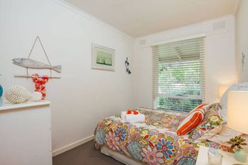 Sorrento Retreat - Lismore Accommodation 6