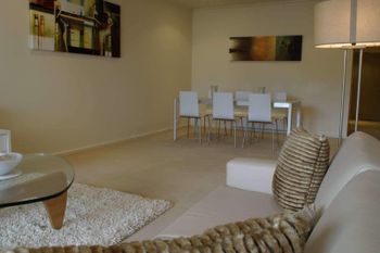 Executive Elwood Apartment - Lismore Accommodation 5