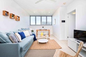 Bright 2 Bedroom Seafoam Apartment - Lismore Accommodation 0