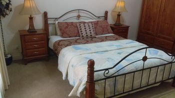Deloraine Comfort - Lismore Accommodation 0