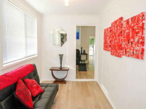 Waterside Retreat - Lismore Accommodation 2