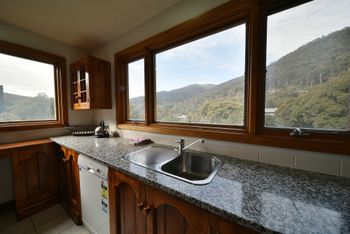 Mountain Vista 4 - Lismore Accommodation 2