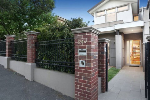 Kew Luxurious Townhouse - Lismore Accommodation 2