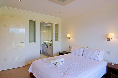 A Perfect Stay - 3 James Cook Apartments - Lismore Accommodation 2