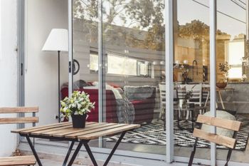 LUXURY 3 BEDROOM APARTMENT SYDNEY - Lismore Accommodation 2