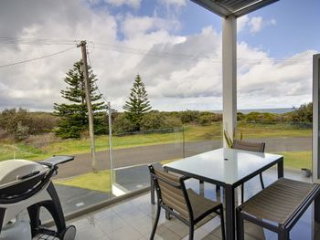 Boat Harbour Holiday 10 Noamunga Street - Lismore Accommodation 4