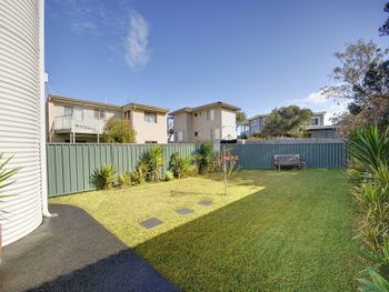 Boat Harbour Holiday 10 Noamunga Street - Lismore Accommodation 2