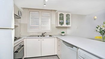 The Apartment Service ALEXA - Lismore Accommodation 4