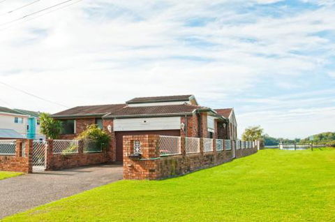 HAIS18G Riverside Delight - Lismore Accommodation 1
