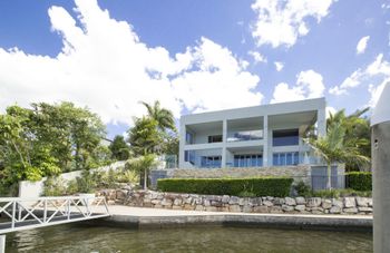 Gold Coast Luxury Waterfront House - Lismore Accommodation 0