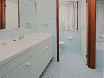 Narrawallee Escape - Lismore Accommodation 2