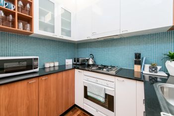 2 Bedroom Balcony Terrace Near Kings Cross - Lismore Accommodation 2