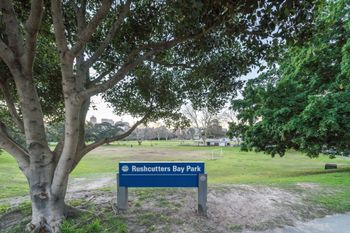 2 Bedroom Balcony Terrace Near Kings Cross - Lismore Accommodation 6