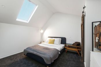 Architects Urban Retreat In Malvern - Lismore Accommodation 2