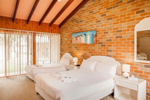 Crescent Head Resort & Conference Centre - Lismore Accommodation 5